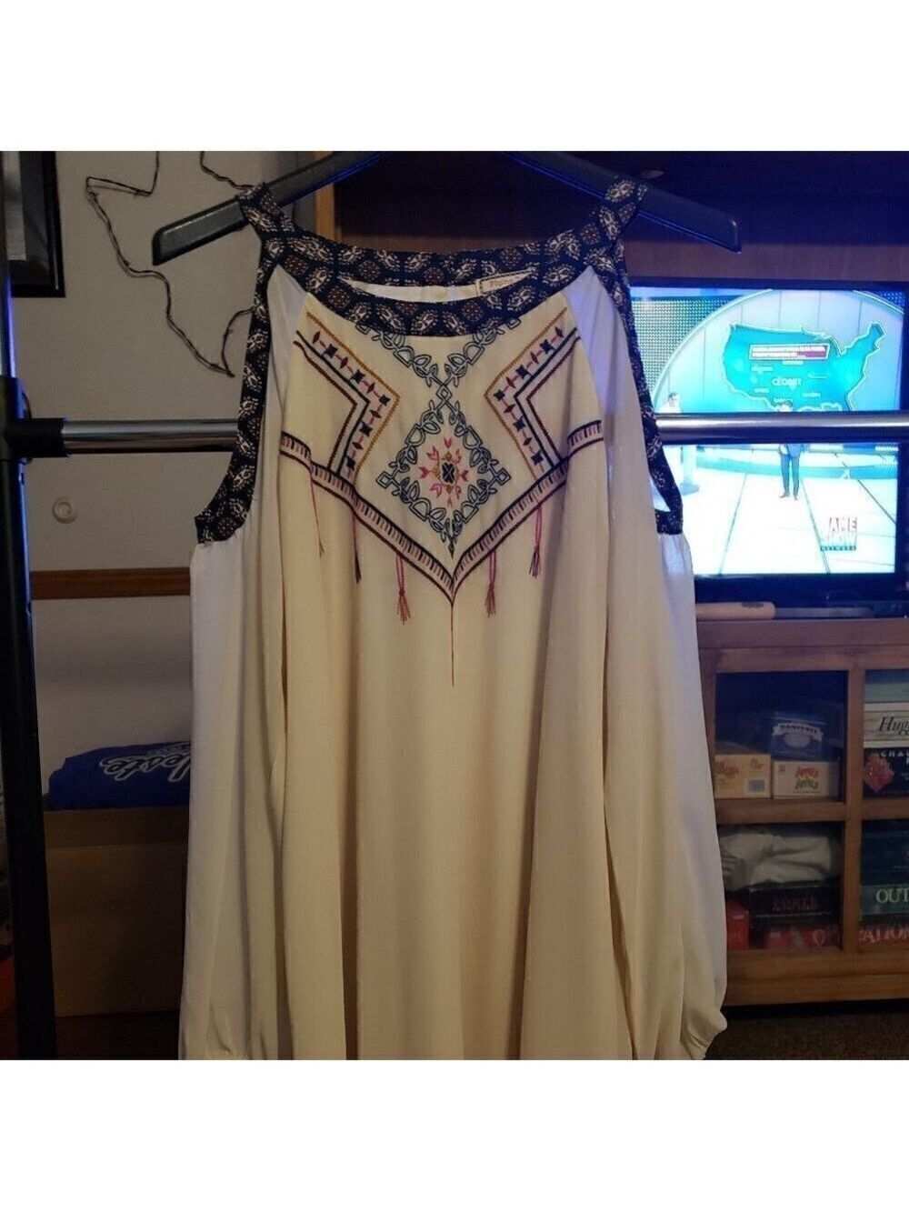 Flying Tomato Cream LS Dress with Cold Shoulders - Picture 3 of 12